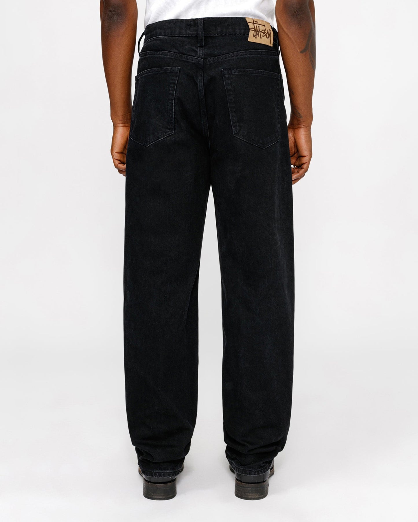 NOUVEAU JEAN EN DENIM CLASSIQUE