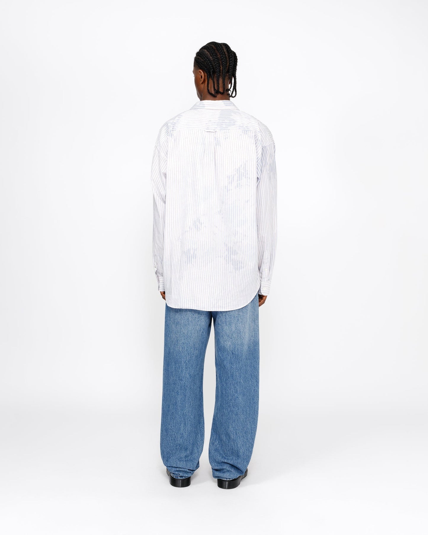 NOUVEAU JEAN EN DENIM CLASSIQUE